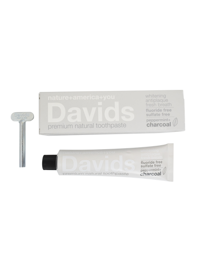 ホワイトニングトゥースペースト　チャコール